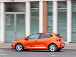 Test: welke is ruimer, de Renault Clio of de Volkwagen Polo?