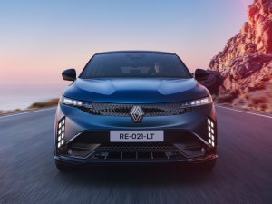 Ondergesneeuwde Franse EV krijgt lagere prijs en grotere actieradius (+ VIDEO)