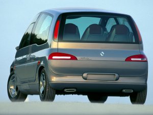 Renault Scenic was ooit een sensationeel glaspaleis (met gameconsole!)