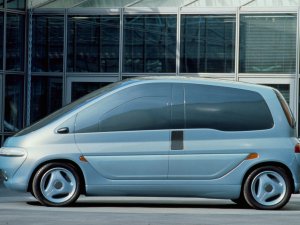 Renault Scenic was ooit een sensationeel glaspaleis (met gameconsole!)