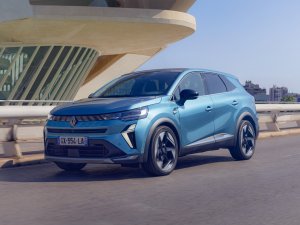 TEST Renault Symbioz (2024): hybride SUV voor mensen die dol zijn op hun gezin