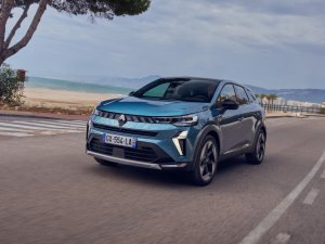 TEST Renault Symbioz (2024): hybride SUV voor mensen die dol zijn op hun gezin