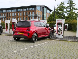 Zo tijdrovend en comfortabel zijn lange ritten met de elektrische Renault Twingo