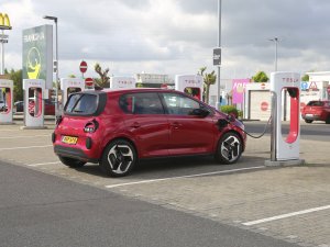 Zo tijdrovend en comfortabel zijn lange ritten met de elektrische Renault Twingo