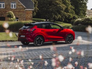 Review Ford Puma facelift (2024): groter scherm, lagere prijs