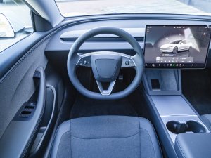 Goedkoopste Hyundai Ioniq 3 doet alsof hij een Tesla is - maar ben jij daar blij mee?