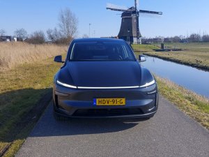 Review: Tesla Model Y (2025) laat concurrentie naar adem happen