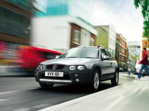 Top 10 - eigenwijze Engelse auto's vaak verrassende voorlopers