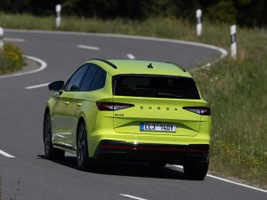 Waarom de huisvaders van Nederland snakken naar de Skoda Enyaq RS