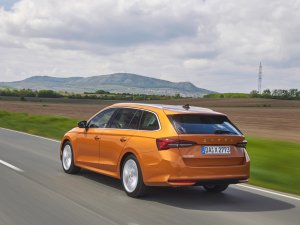 Skoda Octavia Combi (2024) test -