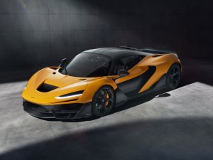 Ik heb de loterij gewonnen - moet ik de Ferrari F80 of de McLaren W1 kopen?