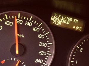 Helft automobilisten gaat nieuwe 100 km/h-limiet negeren
