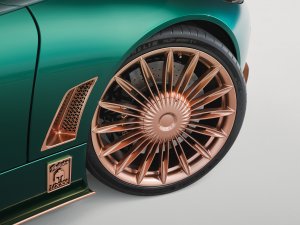 Vergeet Ferrari: deze supercar met 800 pk heeft een handbak, géén stekker en komt uit Nederland