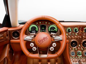 Vergeet Ferrari: deze supercar met 800 pk heeft een handbak, géén stekker en komt uit Nederland