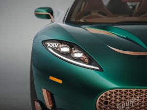 Vergeet Ferrari: deze supercar met 800 pk heeft een handbak, géén stekker en komt uit Nederland