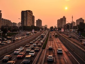 Chinese automarkt krimpt met 79 procent door coronavirus