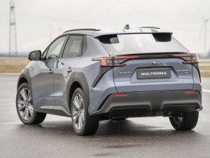 Eerste review Subaru Solterra (2022): klein stuur, groot calimero-complex