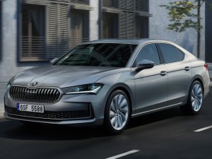 4 redenen om Skoda Superb als hatchback te kopen en niet als stationwagon