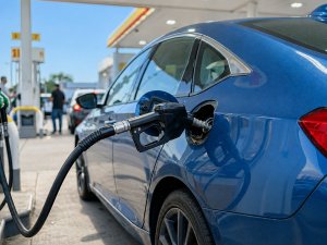 Vandaag 50 cent korting per liter benzine bij deze 11 tankstations