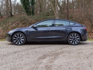 Waarom de Tesla Model 3 niet duurder, maar juist 2500 euro goedkoper is geworden