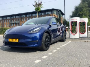 Tesla verkoopt in Nederland meer auto’s dan Audi, BMW en Mercedes