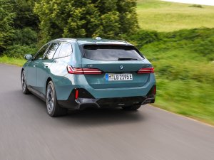 Test: BMW i5 Touring kan iets wat andere elektrische stationwagons niet kunnen