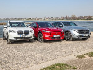 Test BMW iX3, Ford Mustang Mach-E en Mercedes EQC: waarom 2 elektromotoren niet altijd beter is