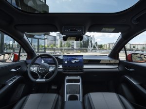 TEST - Is er iemand die deze goedkope plug-in hybride durft te kopen?
