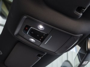 TEST - Is er iemand die deze goedkope plug-in hybride durft te kopen?