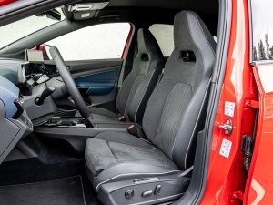 TEST – Waarom je gezin liever rijdt in een Volkswagen ID.5 dan in de Kia EV6