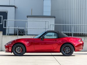 TEST Mazda MX-5 tegen Mini Cabrio is een strijd van gevoel tegen verstand