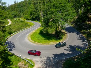 TEST Mazda MX-5 tegen Mini Cabrio is een strijd van gevoel tegen verstand