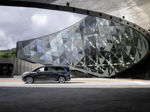 TEST - Mercedes VLE (+ video)
