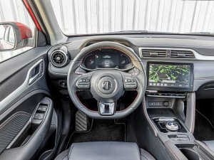 TEST – MG ZS EV tegen Citroën e-C4: actieradius is belangrijker dan comfort