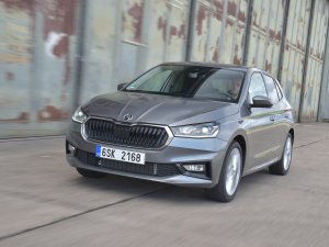 Test: Zo dolt een Skoda Fabia met 95 pk de MG3 Hybrid (194 pk)