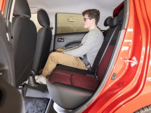 TEST: Zo luxe is de goedkoopste nieuwe auto van Nederland