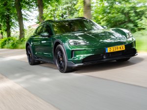 Test Porsche Taycan Cross Turismo (2024): méér pk’s, méér km’s en méér kW’s