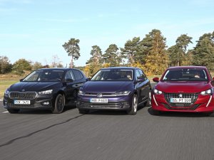 TEST 4 redenen waarom de nieuwe Skoda Fabia slecht nieuws is voor de Volkswagen Polo-dealer