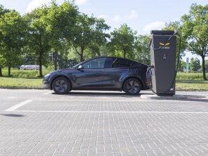 Test Tesla Model Y (2025)