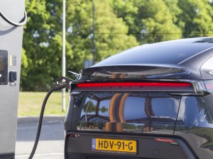 Test Tesla Model Y (2025)