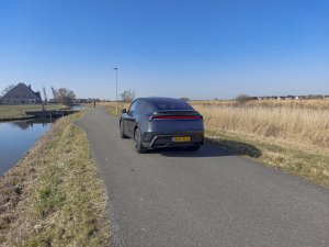 Test Tesla Model Y (2025)