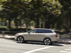 TEST Volvo EX90 -