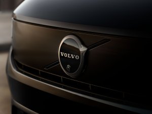 Deze geliefde bejaarde Volvo krijgt mooie updates én wordt goedkoper
