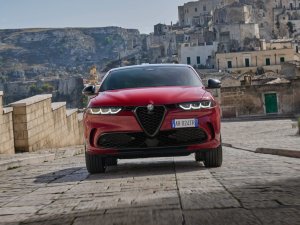 Alfa Romeo Tonale Tributo Italiano PHEV (2024) review: laatste ode aan benzinemotor