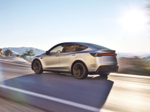 Verkoop Tesla hard onderuit: in Europa aan alle kanten ingehaald