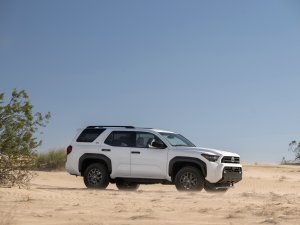 Toyota gelooft nog heilig in de benzinemotor en wil er miljarden mee verdienen