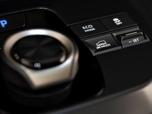 TEST - Deze Toyota gaat de strijd aan met de bestverkochte EV ter wereld