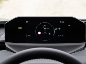 TEST - Deze Toyota gaat de strijd aan met de bestverkochte EV ter wereld