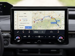 TEST - Deze Toyota gaat de strijd aan met de bestverkochte EV ter wereld