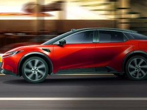 Deze goedkope elektrische Toyota geeft Tesla Model Y het nakijken: helft van de prijs